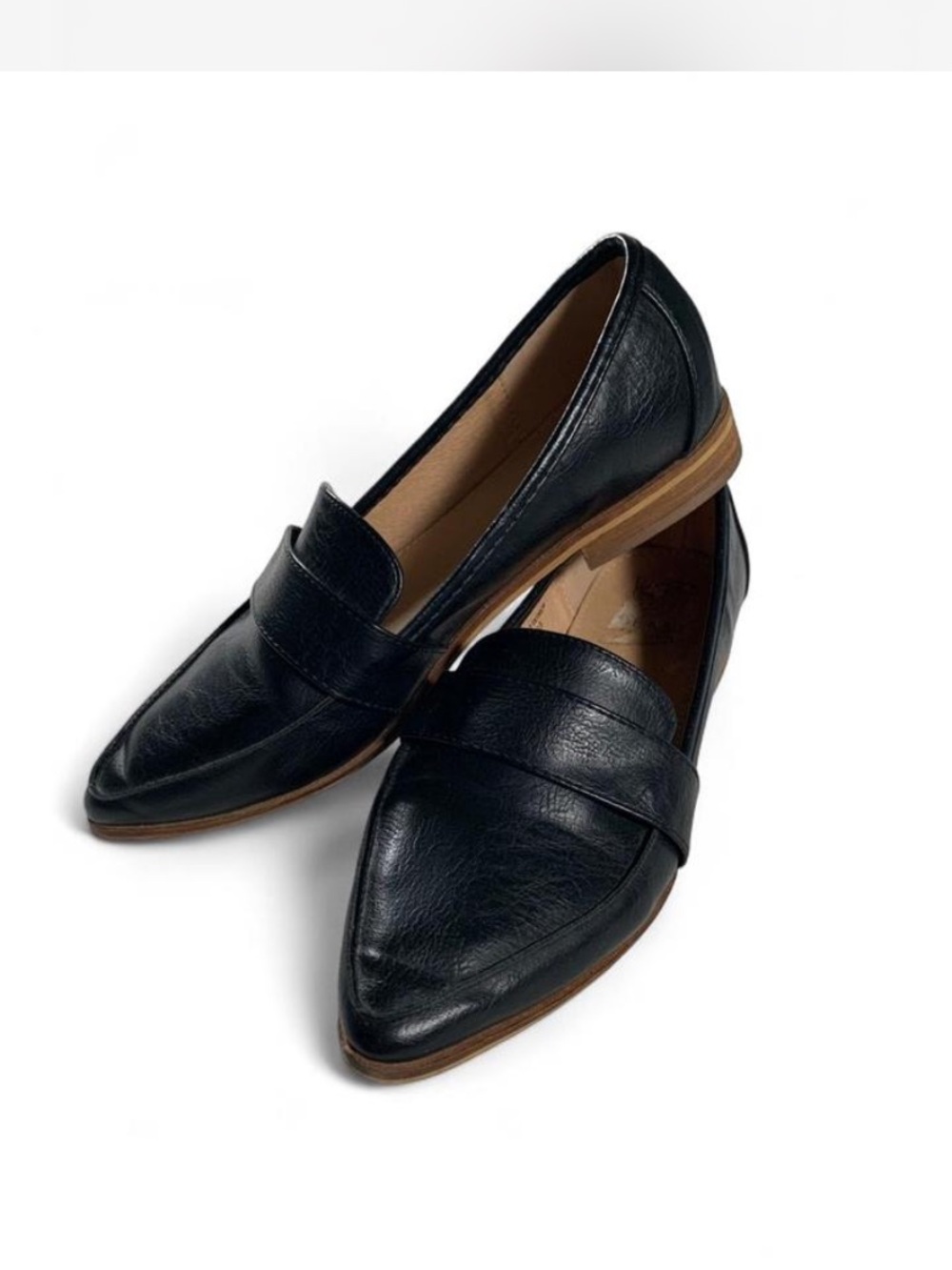 BEAST FASHION Black Pointed Leather Penny Loafers